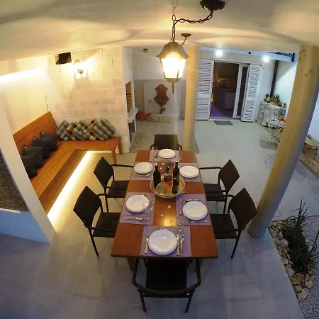 Dom wakacyjny House With A Parking Space Nin, Zadar - 14295 Nin