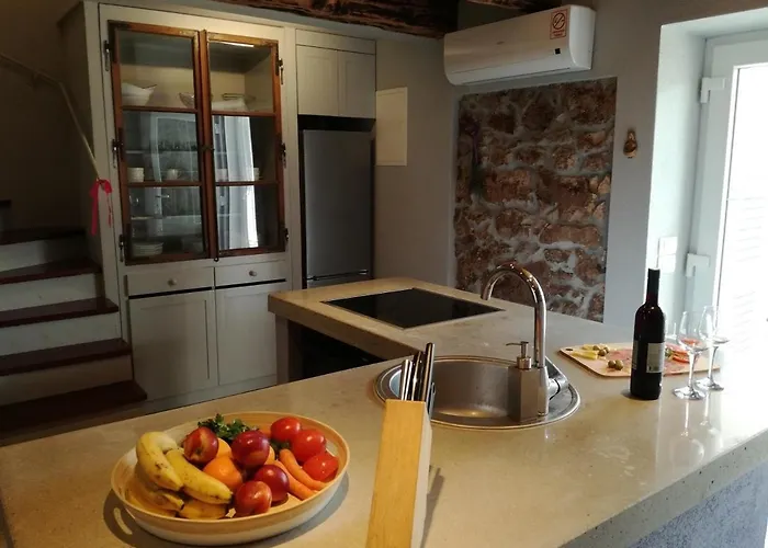 House With A Parking Space Nin, Zadar - 14295 Дом отдыха *