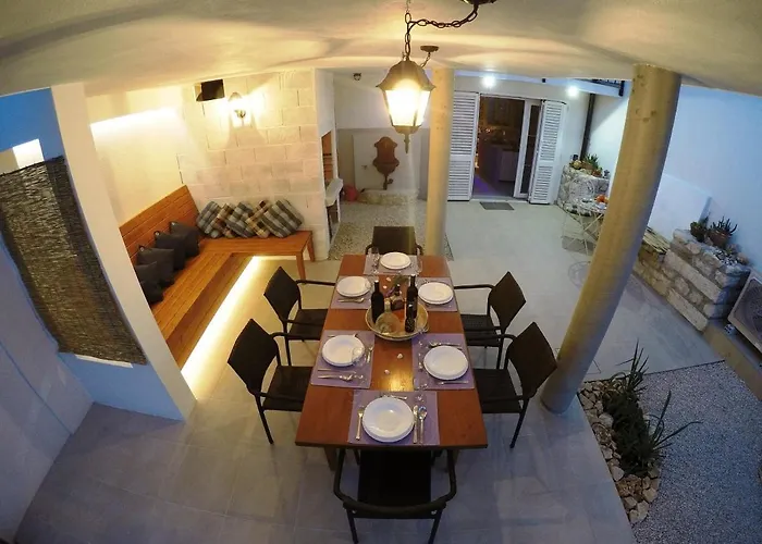 Дом отдыха House With A Parking Space Nin, Zadar - 14295 Нин